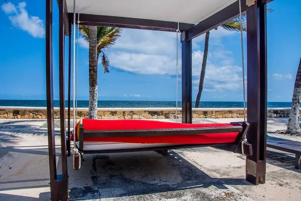 El Descanso Del Navegante Frente Al Mar Puerto Morelos 0*,  Mexico
